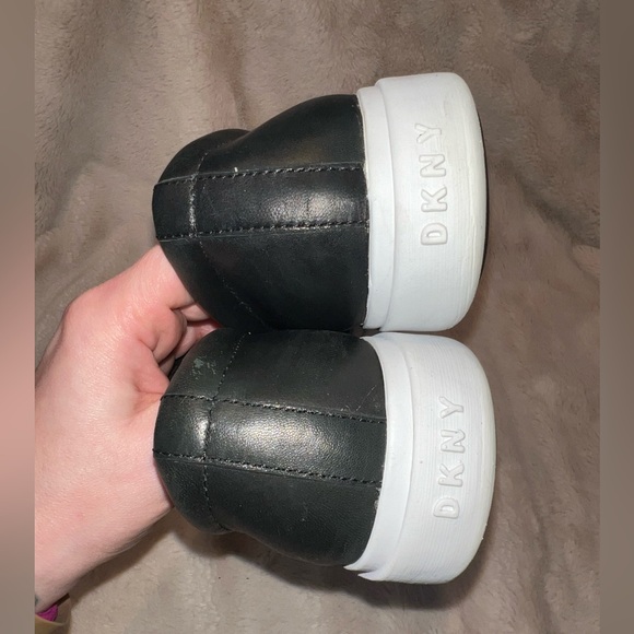 DKNY flats size 7.5 - Picture 4 of 7